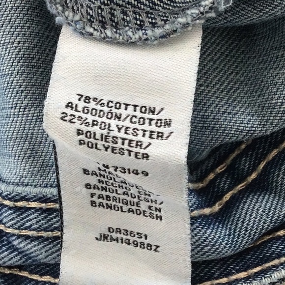 One5One Women's Medium Stonewash Classic Denim Jacket size Medium NWT - Picture 9 of 10